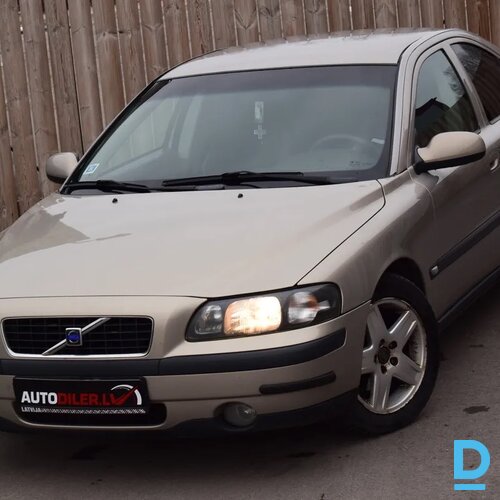 Pārdod Volvo S60 2.0D, 2003
