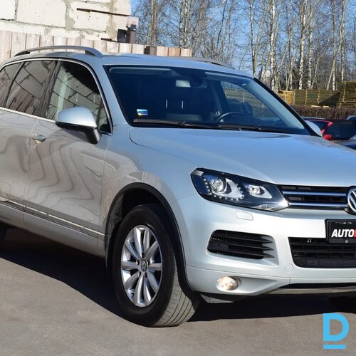Pārdod Volkswagen Touareg 3.0D, 2011