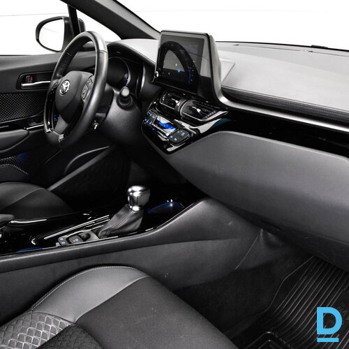 Pārdod Toyota C-HR Style 2.0 HSD Hybrid, 2022 Pārdod Toyota C-HR Style 2.0 HSD Hybrid, 2022