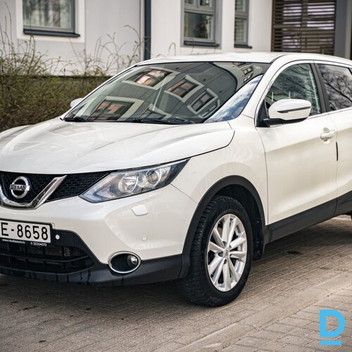 Pārdod Nissan Qashqai 1.2i, 2015