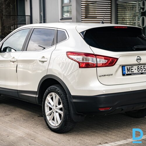 Pārdod Nissan Qashqai 1.2i, 2015 Pārdod Nissan Qashqai 1.2i, 2015