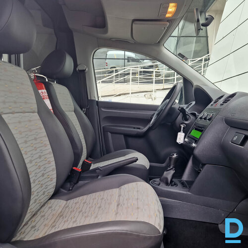 Pārdod Volkswagen Caddy 2.0 benzīns/gaz, 2013