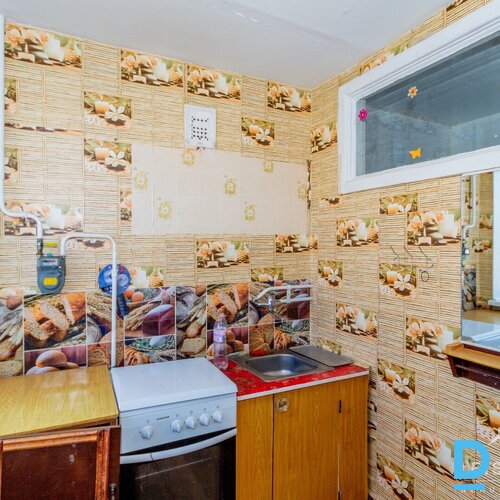 2 istabu dzīvoklis, Butļerova iela 4, Ķīmija, Daugavpils, Latvija.
