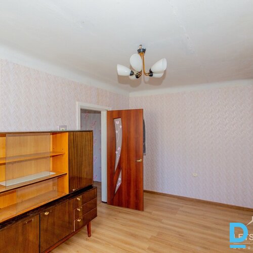 2 istabu dzīvoklis, Butļerova iela 4, Ķīmija, Daugavpils, Latvija.
