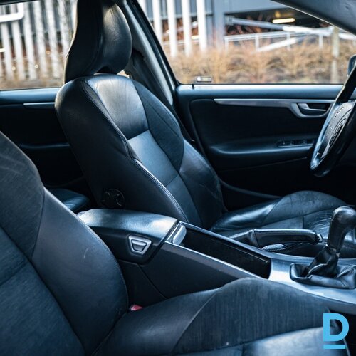 Pārdod Volvo V70 2.4 benzīns/gāze, 2005 Pārdod Volvo V70 2.4 benzīns/gāze, 2005