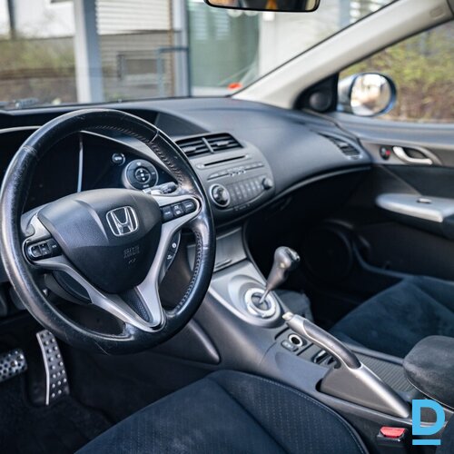 Pārdod Honda Civic 1.8i, 2007