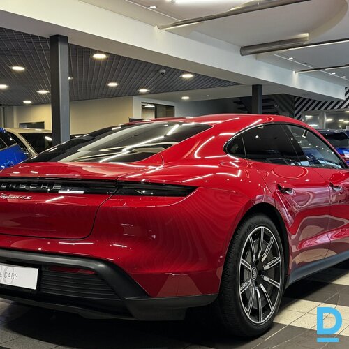 Pārdod Porsche Taycan 320kw/435zs, 2022