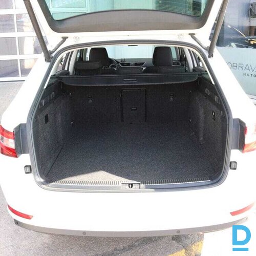 Pārdod Skoda Superb Combi Plug-In Hybrid, 2021 Pārdod Skoda Superb Combi Plug-In Hybrid, 2021