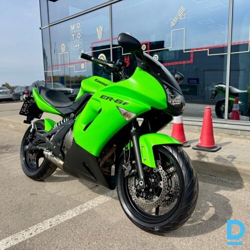 Pārdod Kawasaki ER6F ABS motociklu, 650 cm³, 2023