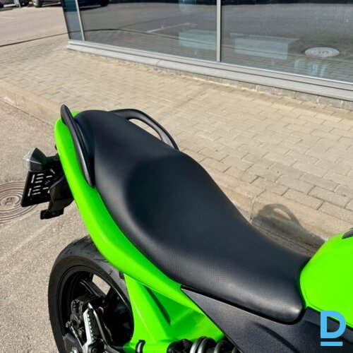 Pārdod Kawasaki ER6F ABS motociklu, 650 cm³, 2023
