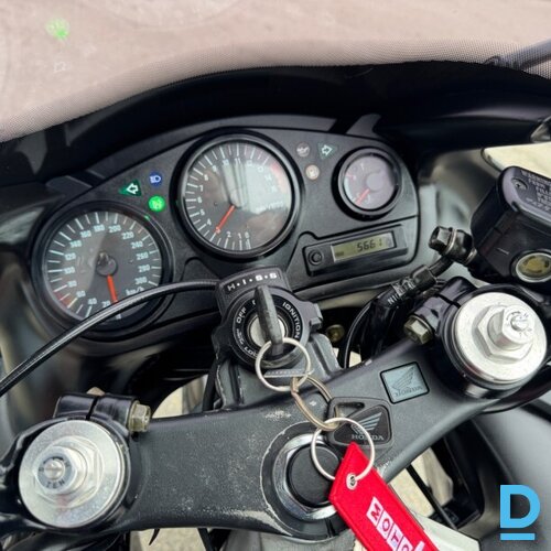 Pārdod Honda Cbr600 motociklu, 600 cm3, 2000