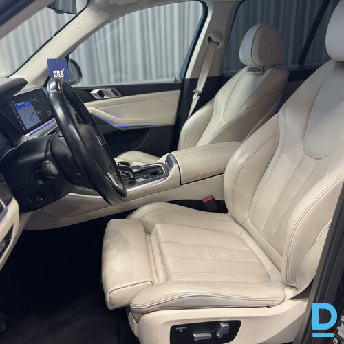 Pārdod BMW X5 3.0d, 2020