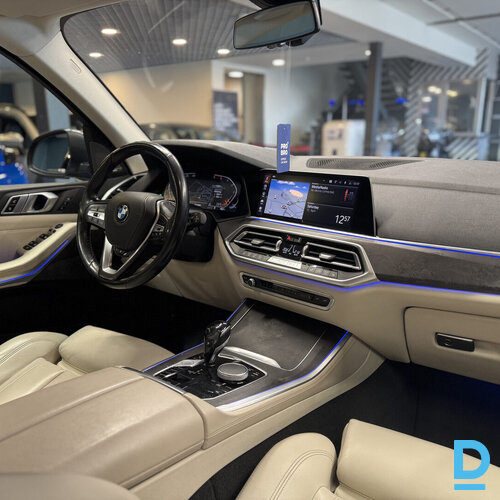 Pārdod BMW X5 3.0d, 2020