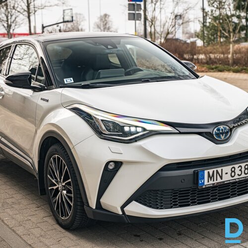 Pārdod Toyota C-HR 2.0 benzīņs/hibrīds, 2020