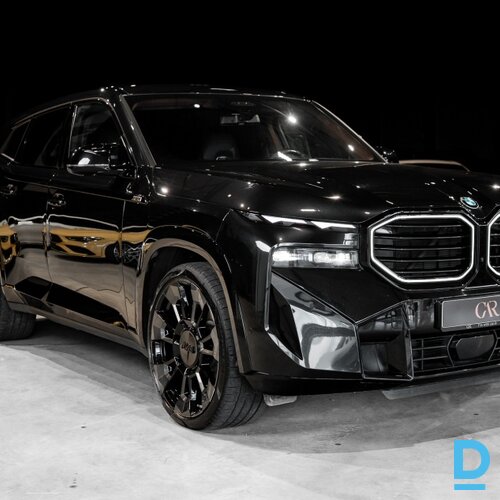 Pārdod BMW XM, 2023