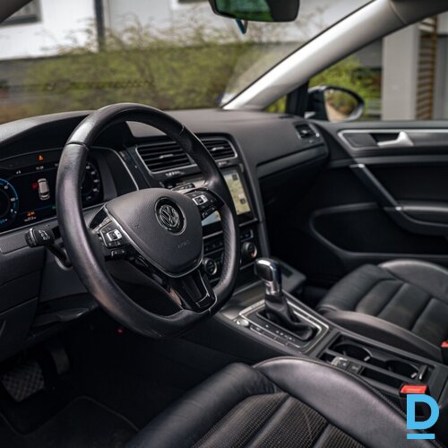 Pārdod Volkswagen E-Golf 36kw, 2017 Pārdod Volkswagen E-Golf 36kw, 2017