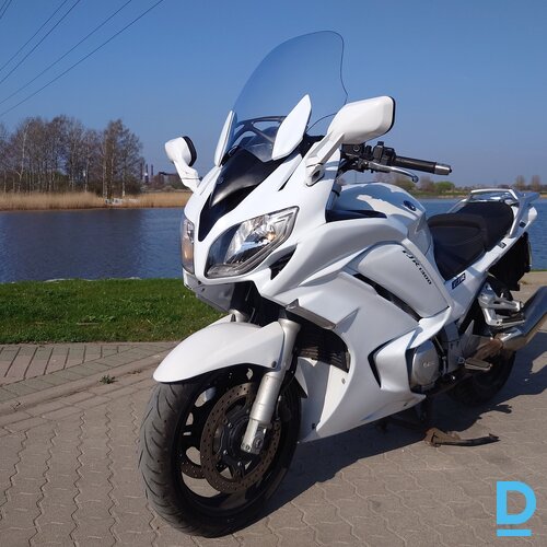 Pārdod Yamaha FJR1300A motociklu, 1300 cm³, 2014