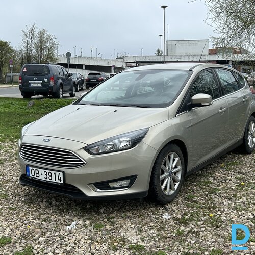 Pārdod Ford Focus 1.0i, 2015
