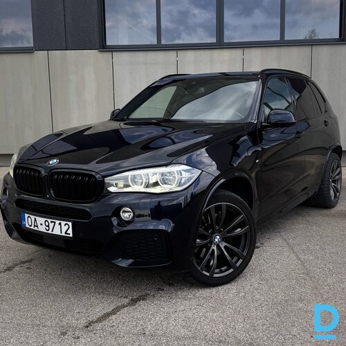 Pārdod BMW X5 3.0d, 2014
