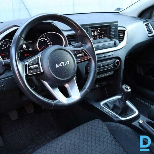 Pārdod Kia Ceed SW LX 1.0i, 2022 Pārdod Kia Ceed SW LX 1.0i, 2022