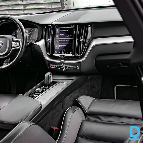 Pārdod Volvo XC60 2.0d, R-Design, 2021