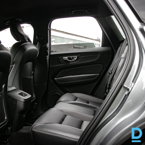 Pārdod Volvo XC60 2.0d, R-Design, 2021