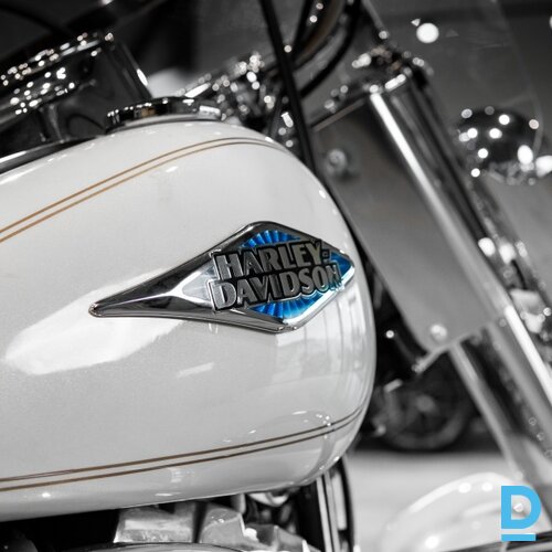 Pārdod Harley-Davidson Heritage Softa motociklu, 1689 cm³, 2015