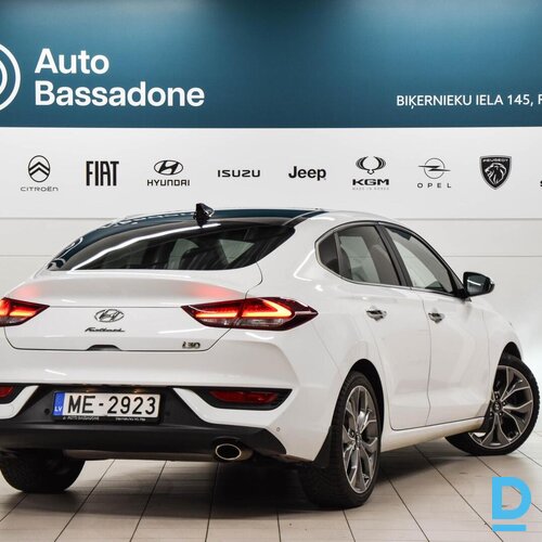 Pārdod Hyundai i30 Fastback Premium 1.4 T-GDI DCT-7, 2019