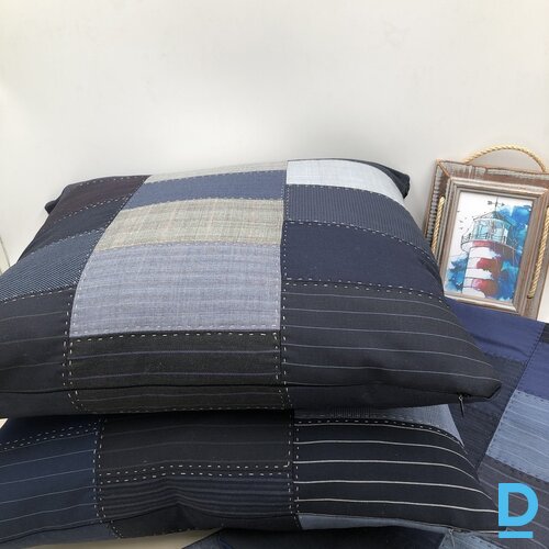 Roku darbs raibu spilvendrāna 45x50cm / 18x20collas, skandināvu stilā, ģeometrisks raksts, ar rokām šūta