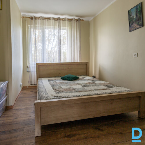Pārdod dzīvokli Kurši
