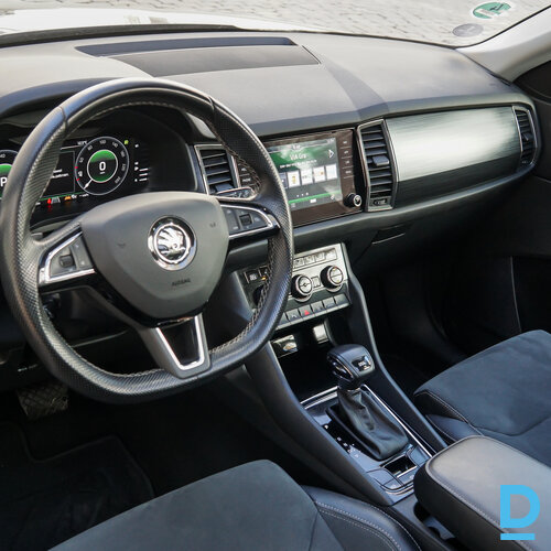 Pārdod Skoda Kodiaq 1.5i, 2020