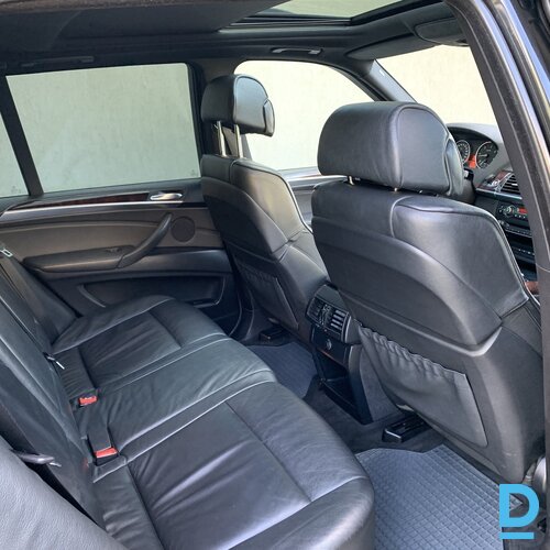 Pārdod BMW X5 3.0d, 2007