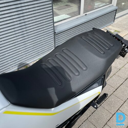 Pārdod Husqvarna Vitpilen 401 motociklu, 400 cm³, 2021 Pārdod Husqvarna Vitpilen 401 motociklu, 400 cm³, 2021