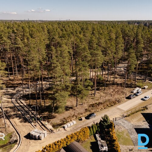 Pārdošanā 1200 m² zemes gabals sapņu privātmājas būvniecībai Piņķos.Īpašumam ir 