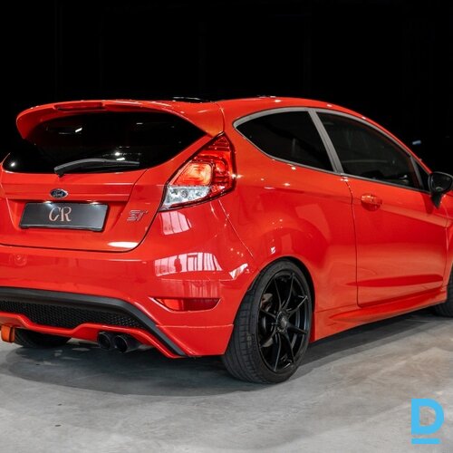 Pārdod Ford Fiesta ST 1.6i, 2014