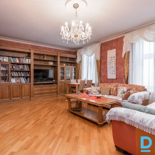 Pārdod dzīvokli Rīga