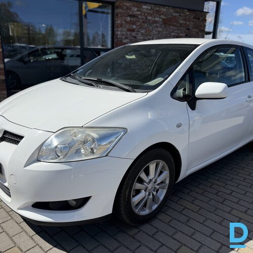 Pārdod Toyota Auris 2.0d, 2007