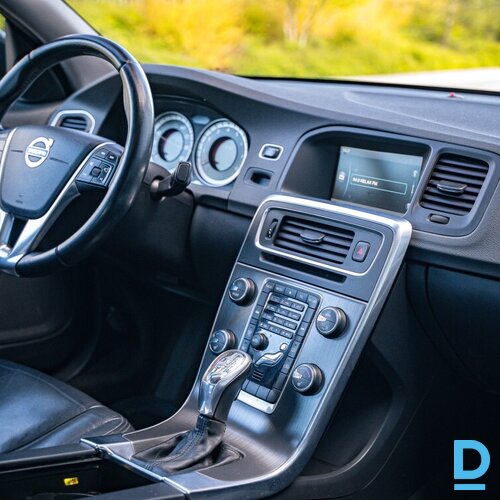 Pārdod Volvo S60 2.5i, 4x4, 2013 Pārdod Volvo S60 2.5i, 4x4, 2013