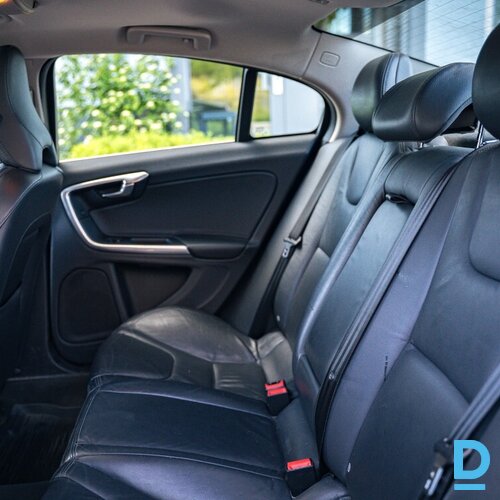 Pārdod Volvo S60 2.5i, 4x4, 2013 Pārdod Volvo S60 2.5i, 4x4, 2013