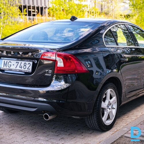 Pārdod Volvo S60 2.5i, 4x4, 2013 Pārdod Volvo S60 2.5i, 4x4, 2013