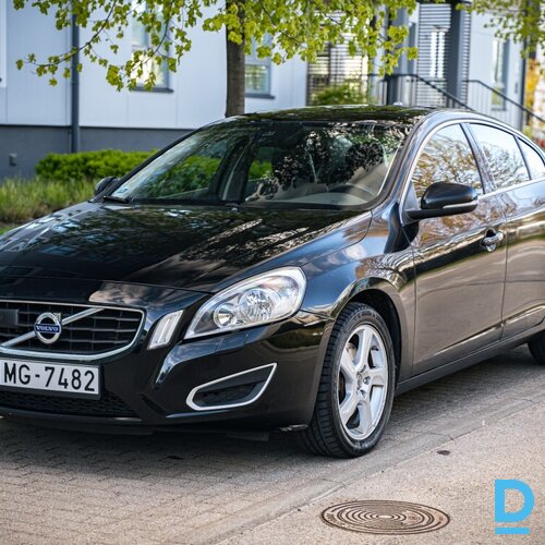 Pārdod Volvo S60 2.5i, 4x4, 2013