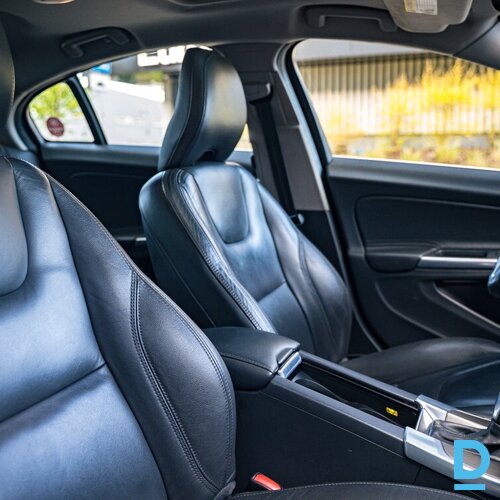 Pārdod Volvo S60 2.5i, 4x4, 2013 Pārdod Volvo S60 2.5i, 4x4, 2013