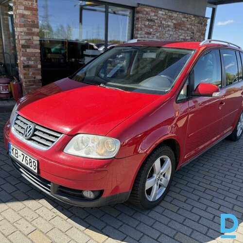 Pārdod Volkswagen Touran 2.0i, 2006