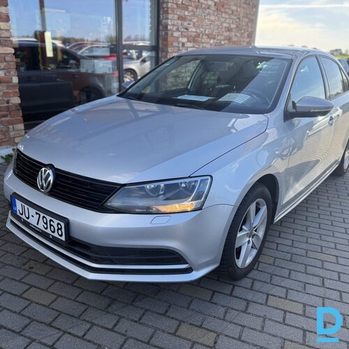 Pārdod Volkswagen Jetta 1.6i, 2015