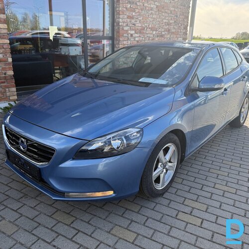 Pārdod Volvo V40 1.6d, 2015