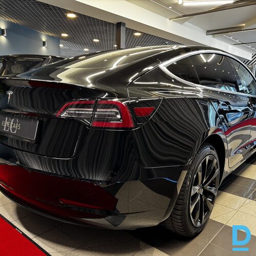 Pārdod Tesla Model 3 Standard Range Plus, 2019