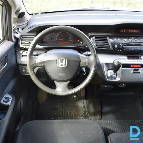 Pārdod Honda FR-V 2.2d, 2005