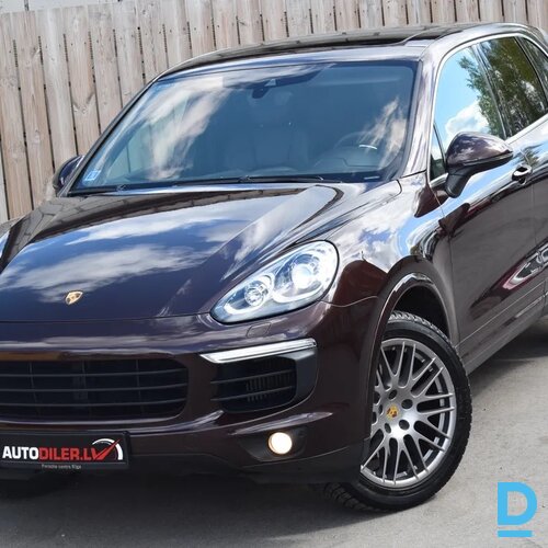 Pārdod Porsche Cayenne 3.0d, 2016