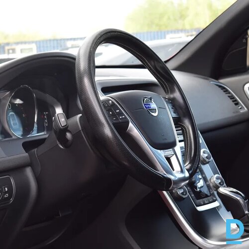 Pārdod Volvo XC60 R-DESIGN FACELIFT, 2014
