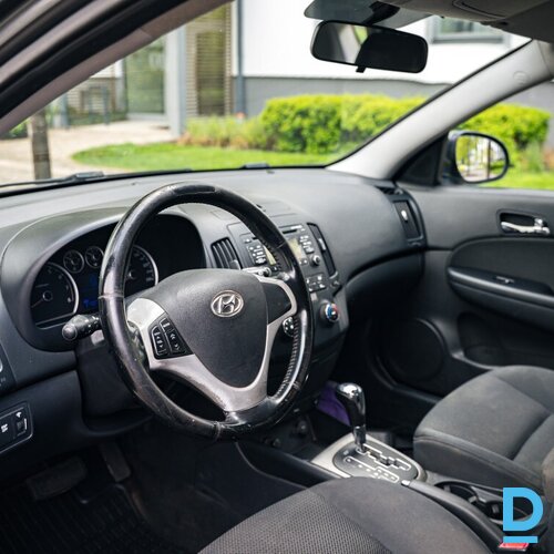 Pārdod Hyundai i30, 1.6i, 2008